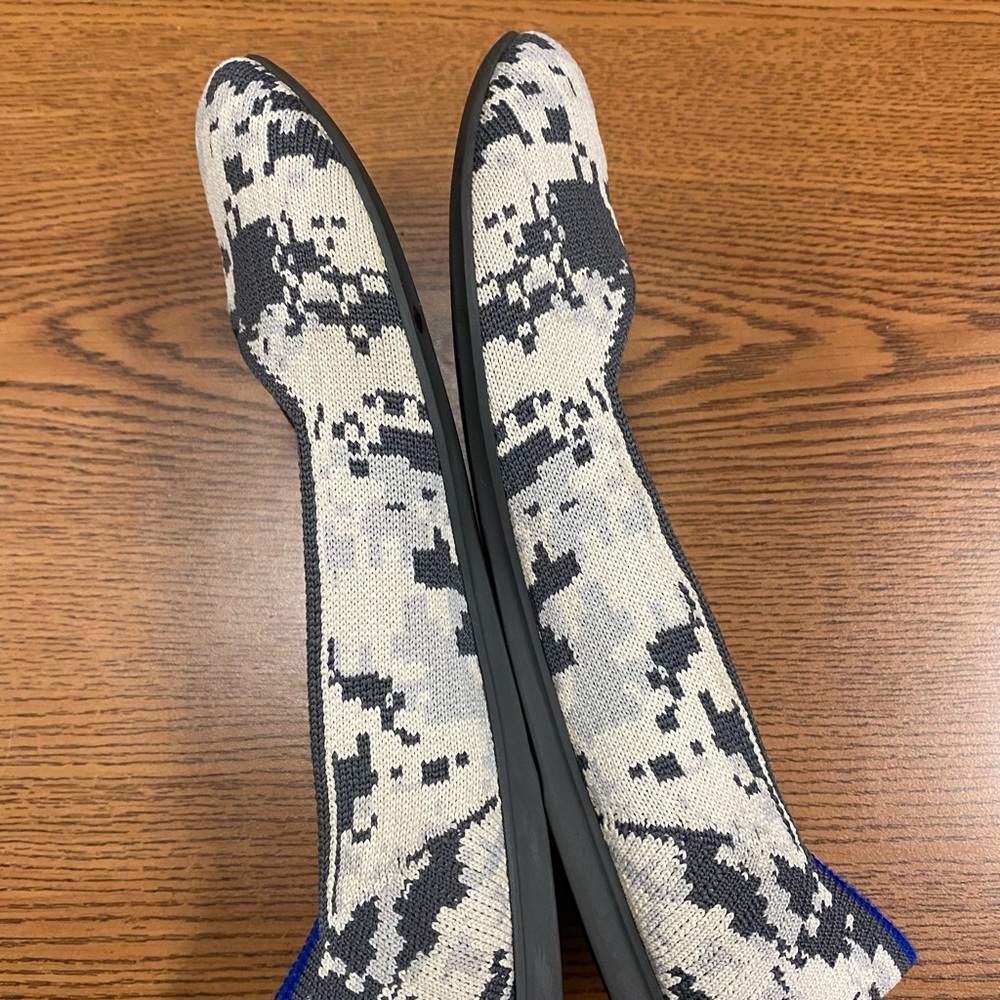 Rothy’s Ash Grey Camo Flats-Size 9 Retired Print! - Picture 10 of 13